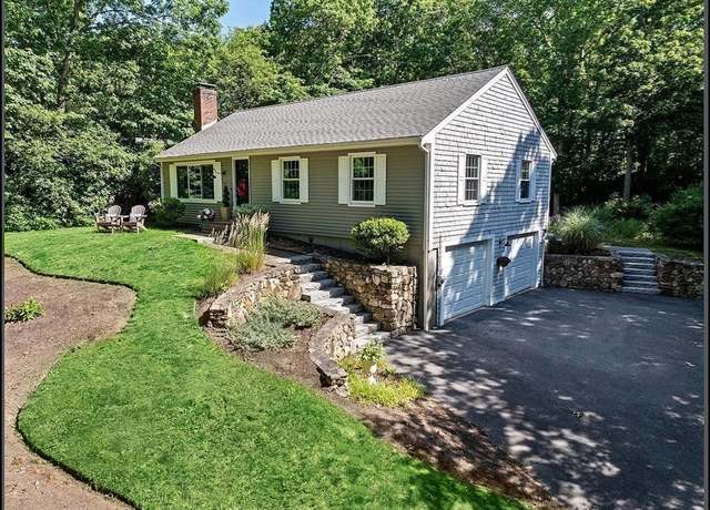 Property at 15 Surrey Ln, Sandwich, MA 02563, 3 beds, 1.5 baths