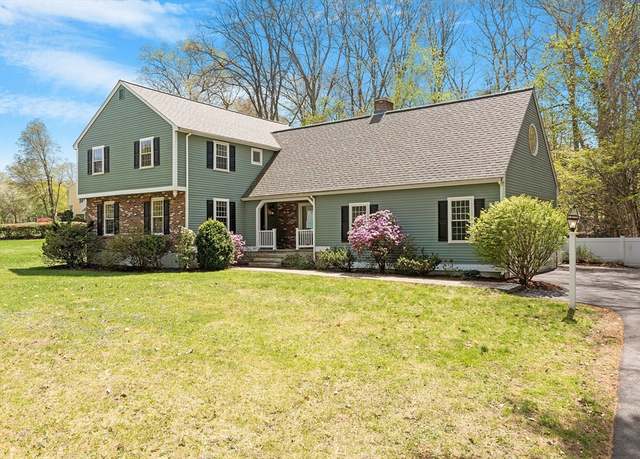 Property at 3 Crest Dr, Westford, MA 01886, 4 beds, 2.5 baths