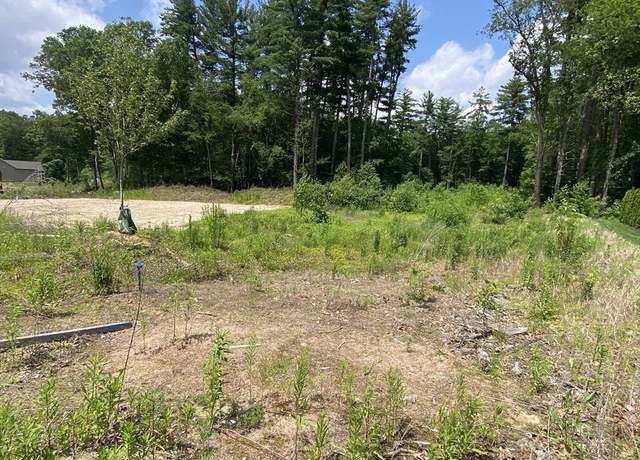 Property at 11 Silvergrass Ln, Southwick, MA 01077