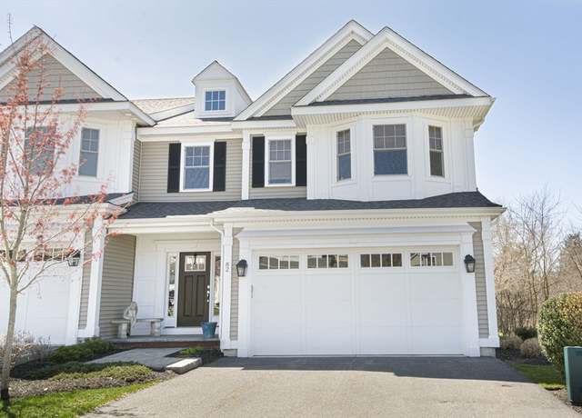 Property at 82 Brookview Rd #82, Franklin, MA 02038, 3 beds, 2.5 baths
