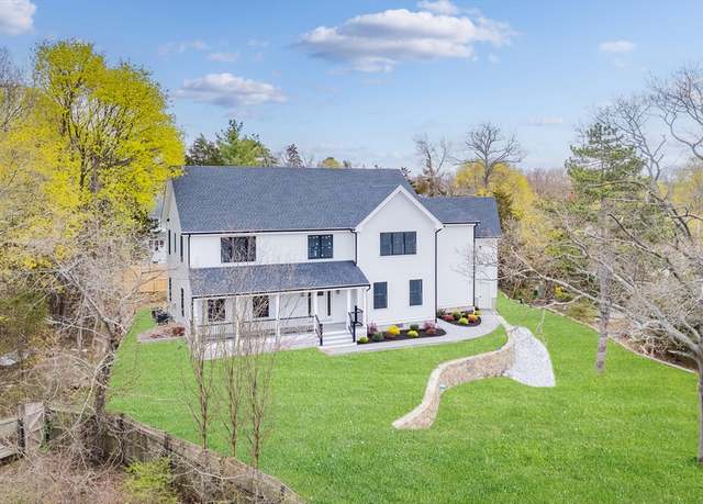 Property at 6 Grace Dr, Cohasset, MA 02025, 4 beds, 4.5 baths