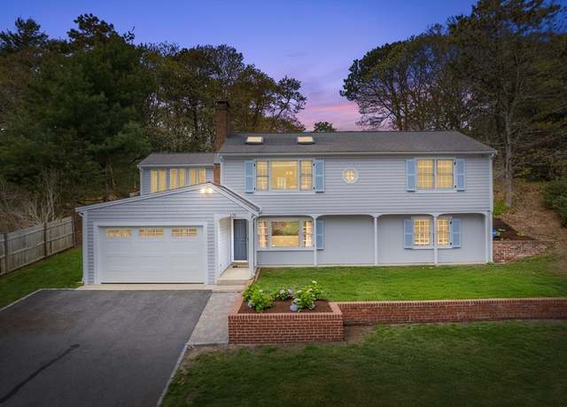 Property at 359 Lake Elizabeth Dr, Barnstable, MA 02632, 4 beds, 2 baths