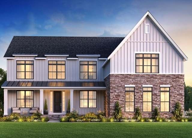 Property at 10 Old County Rd #19, Hudson, MA 01749, 4 beds, 4.5 baths