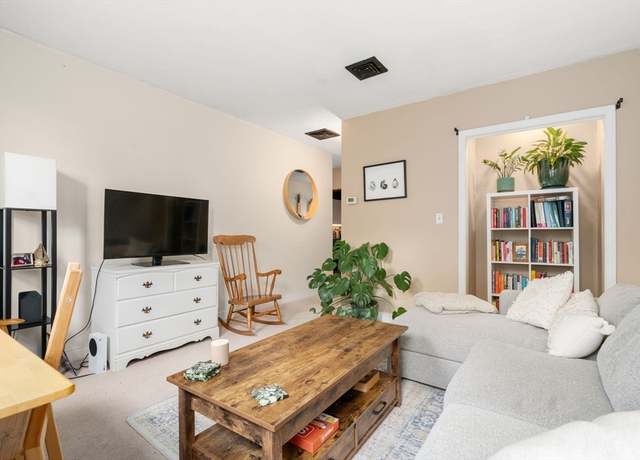 Property at 110 Riverway #8, Boston, MA 02215, 1 bed, 1 bath
