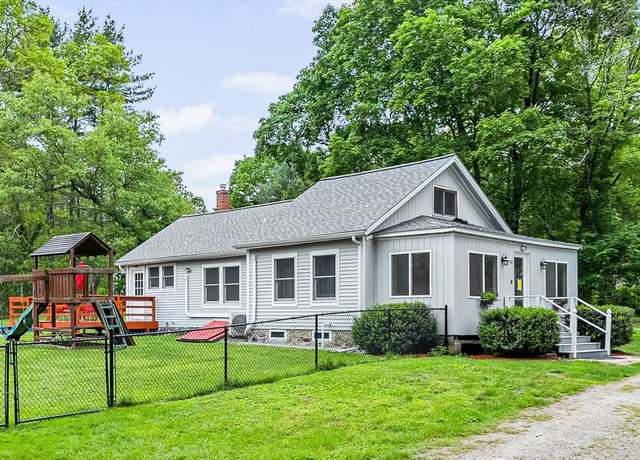 Property at 38 Main St, Acton, MA 01720, 3 beds, 1.5 baths