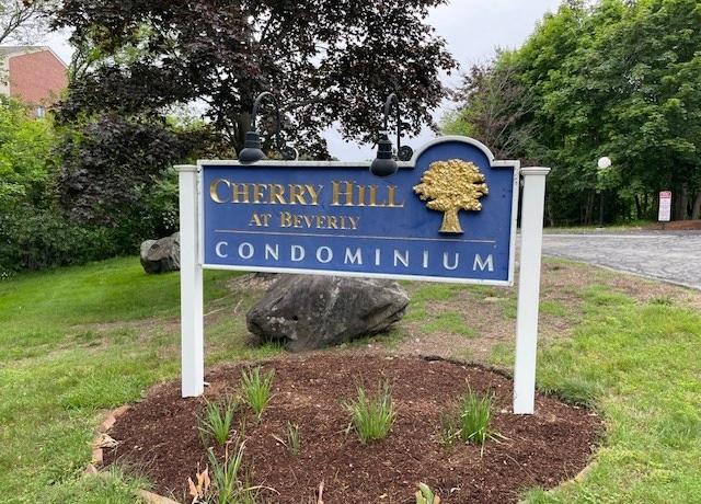 Property at 4 Duck Pond Rd #219, Beverly, MA 01915, 3 beds, 2 baths