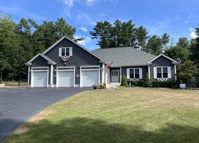 Property at 1 Patriot Cir, East Bridgewater, MA 02333, 6 beds, 4 baths