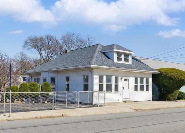 Property at 621 Washington Ave, Chelsea, MA 02150, 3 beds, 1 bath