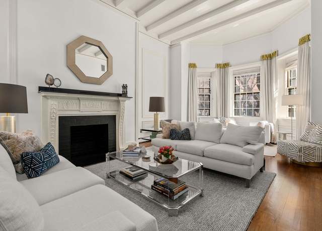Property at 113 Commonwealth Ave #3, Boston, MA 02116, 3 beds, 2.5 baths