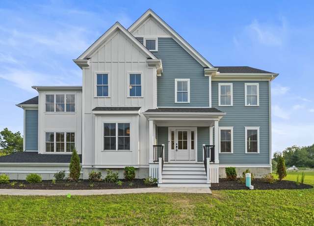Property at 4 Weeping Willow Dr, Andover, MA 01810, 5 beds, 4.5 baths