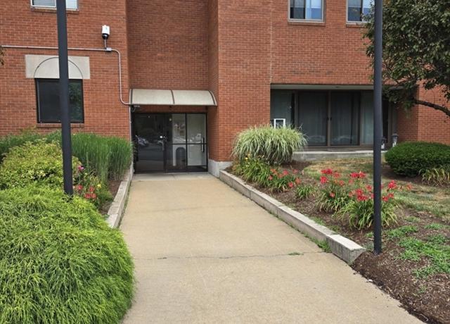 Property at 96 Old Colony Ave #160, Taunton, MA 02718, 2 beds, 2 baths
