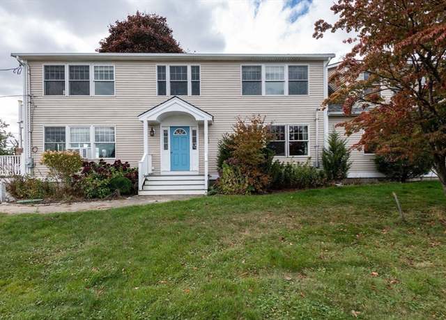 Property at 9 Bunker Hill Rd, Ipswich, MA 01938, 3 beds, 3.5 baths