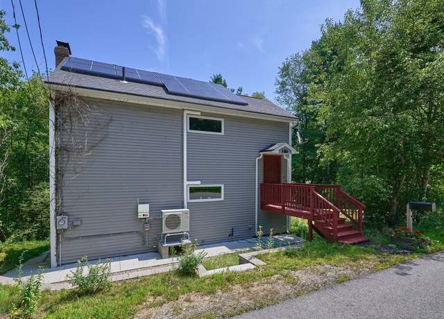 Property at 189 Maple Ave, Rutland, MA 01543, 2 beds, 1.5 baths
