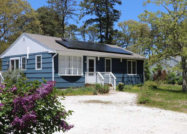 Property at 25 Day Rd, Wellfleet, MA 02667, 3 beds, 1 bath