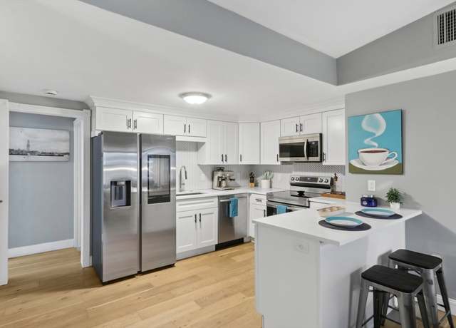 Property at 115 W 7th St #3, Boston, MA 02127, 1 bed, 1 bath