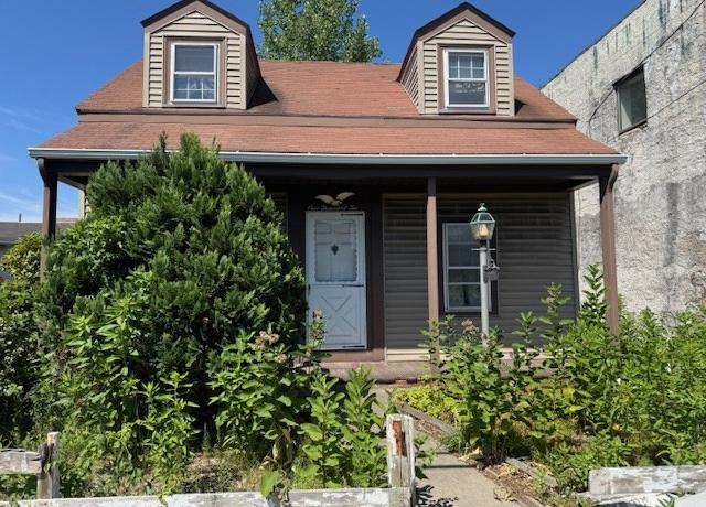 Property at 1002 Charles St, North Providence, RI 02904, 3 beds, 1.5 baths