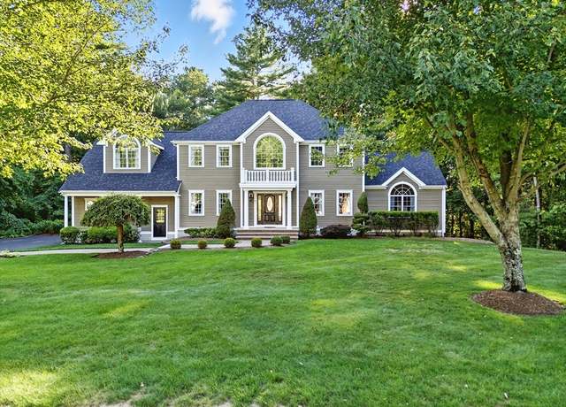 Property at 51 Stonegate Dr, East Bridgewater, MA 02333, 4 beds, 3.5 baths