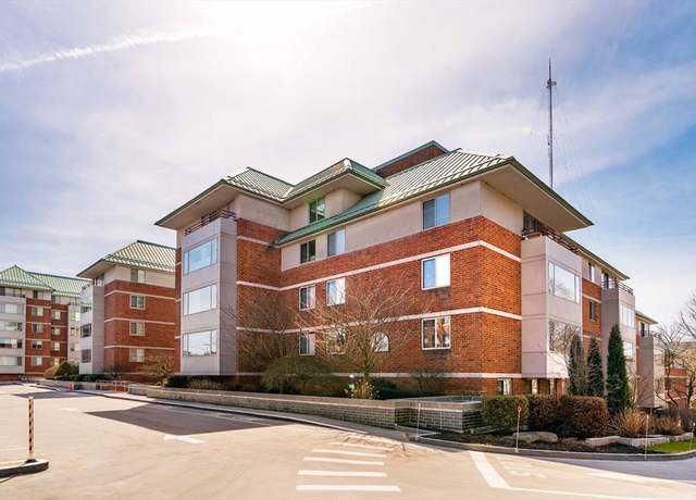 Property at 173 Oak St #303, Newton, MA 02464, 2 beds, 2 baths