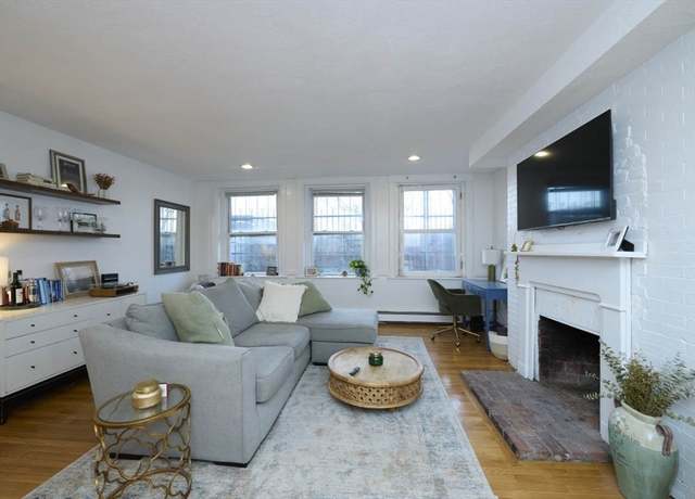Property at 462 Beacon St #2, Boston, MA 02115, 1 bed, 1 bath