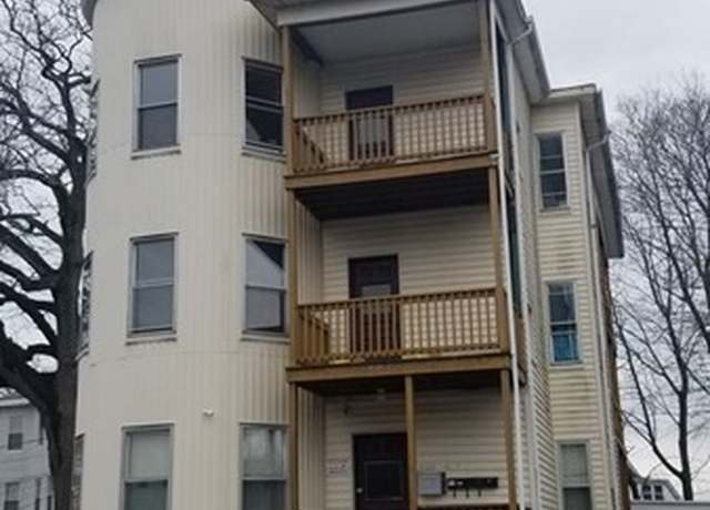 Property at 4 Oliver St, Worcester, MA 01603, 6 beds, 3 baths