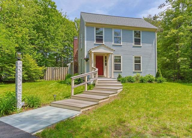 Property at 1138 Santuit Newtown Rd, Barnstable, MA 02635, 3 beds, 1.5 baths
