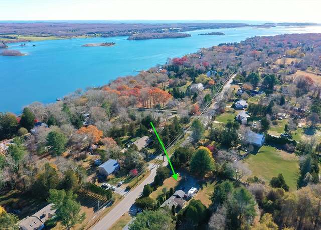 Property at 1371 Drift Rd, Westport, MA 02790, 1 bed, 1 bath