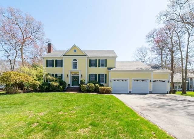Property at 78 Emerald Dr, Dartmouth, MA 02747, 4 beds, 3.5 baths