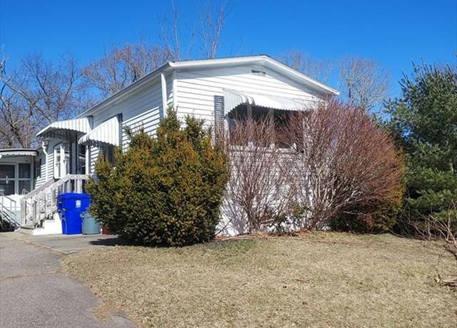 Property at 1 Upland Rd, Taunton, MA 02780, 2 beds, 1 bath