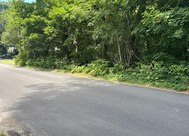 Property at 23 Zora Rd, Marion, MA 02738