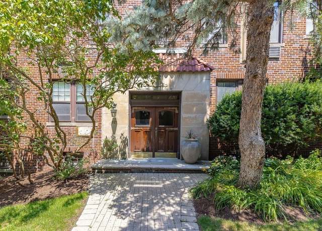 Property at 321 Tappan St #2, Brookline, MA 02445, 2 beds, 2 baths