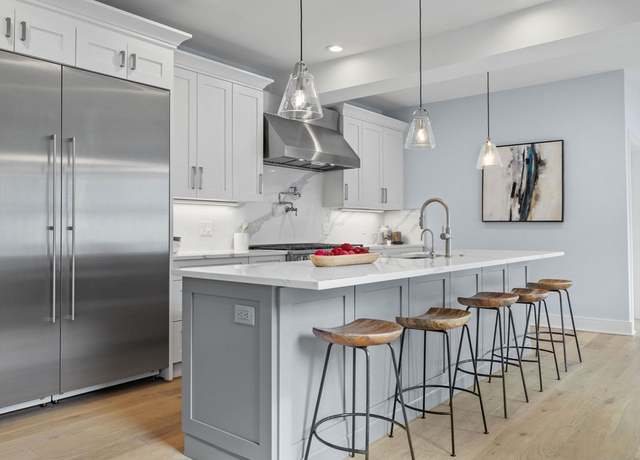 Property at 72 Walnut St #1, Arlington, MA 02476, 5 beds, 4.5 baths
