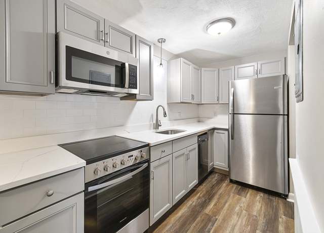 Property at 37 Fountain Ln #5, Weymouth, MA 02190, 2 beds, 1 bath