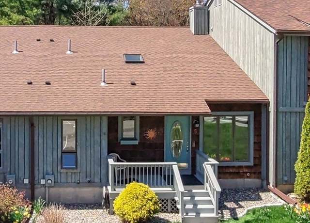Property at 5 Meadowbrook Ln #5, Palmer, MA 01069, 2 beds, 1.5 baths