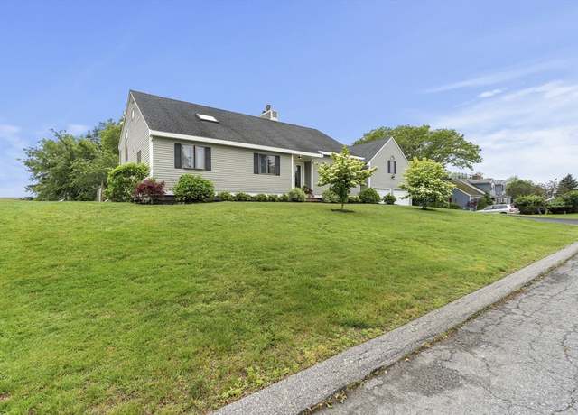 Property at 23 Mulholland Dr, Ipswich, MA 01938, 3 beds, 3 baths