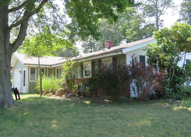Property at 190 Kevin Rd, Brockton, MA 02302, 3 beds, 1 bath