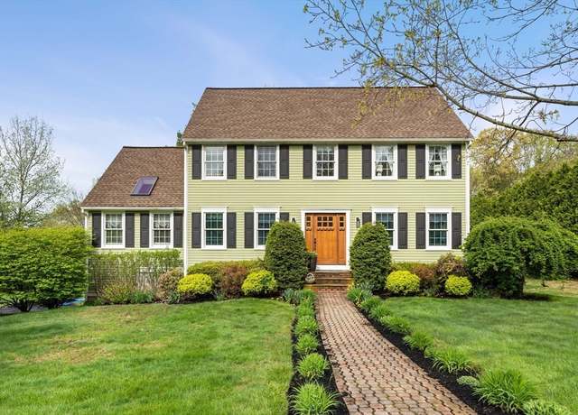 Property at 13 Long View Way, Georgetown, MA 01833, 3 beds, 2.5 baths