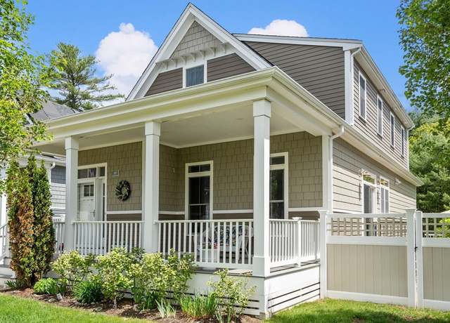Property at 15 Boyde's Xing #13, Norfolk, MA 02056, 2 beds, 2.5 baths