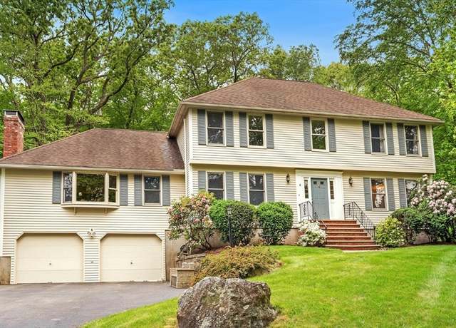 Property at 4 Ravens Blf, Andover, MA 01810, 4 beds, 2.5 baths