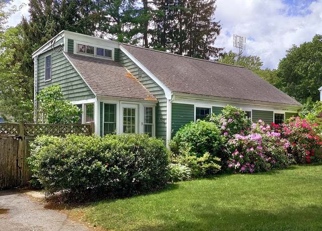 Property at 3 Norman Ave, Newburyport, MA 01950, 3 beds, 1 bath