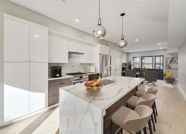 Property at 14 North Bennet St #2, Boston, MA 02113, 2 beds, 2.5 baths