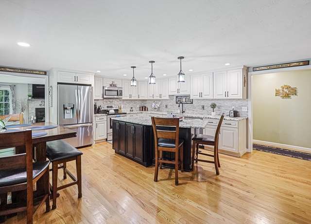 Property at 14 Daniels Rd, Charlton, MA 01507, 3 beds, 2 baths