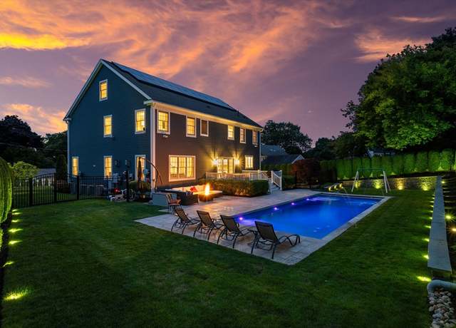 Property at 18 Newell Rd, Wakefield, MA 01880, 5 beds, 5 baths