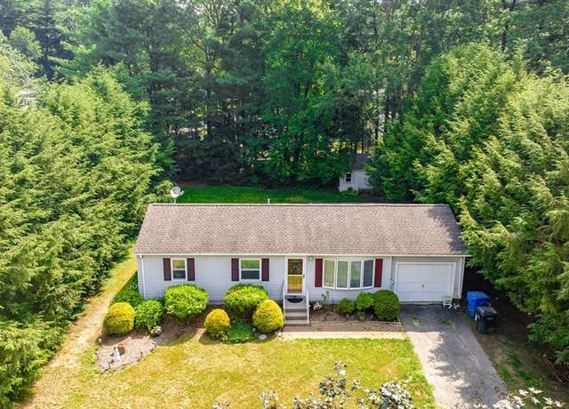 Property at 23 Saffron Cir, Springfield, MA 01129, 3 beds, 1 bath