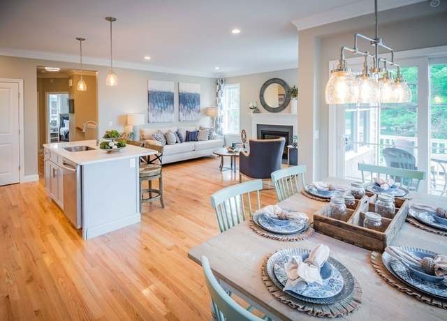 Property at 18 Hazelnut Ave, Plymouth, MA 02360, 2 beds, 2.5 baths