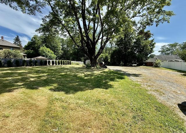 Property at 52 Silver St, Greenfield, MA 01301