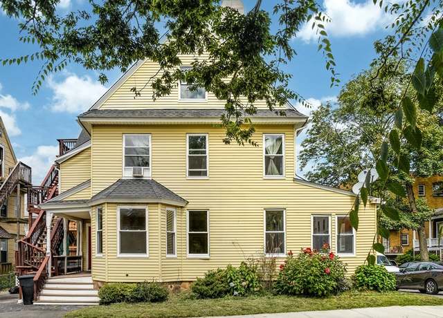 Photo of 34 William St, Worcester, MA 01609