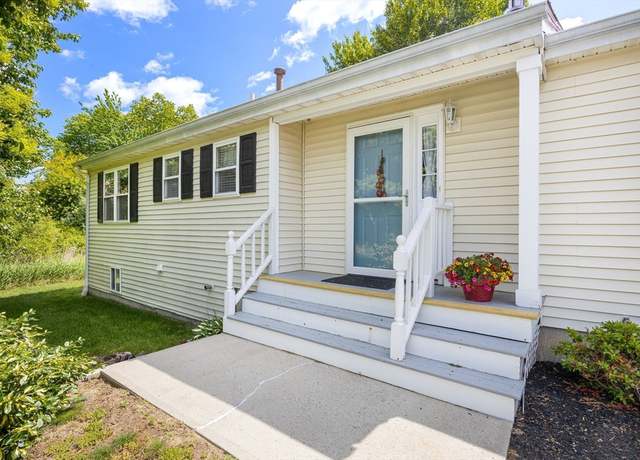 Property at 37 Brookbend Way East #84, East Bridgewater, MA 02333, 2 beds, 1.5 baths