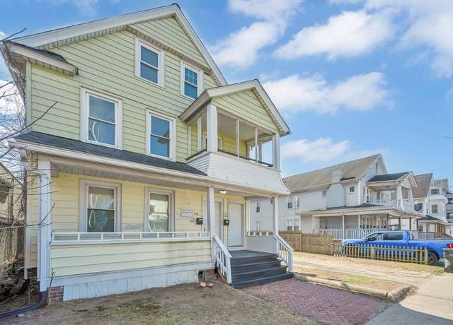 Property at 739-741 Carew St, Springfield, MA 01104, 8 beds, 2.5 baths