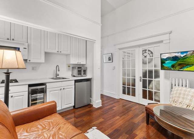 Property at 8 Garrison St #100, Boston, MA 02116, 1 bed, 1 bath