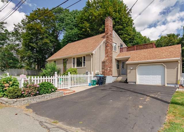 Property at 52 Fairlawn Cir, Shrewsbury, MA 01545, 4 beds, 2 baths
